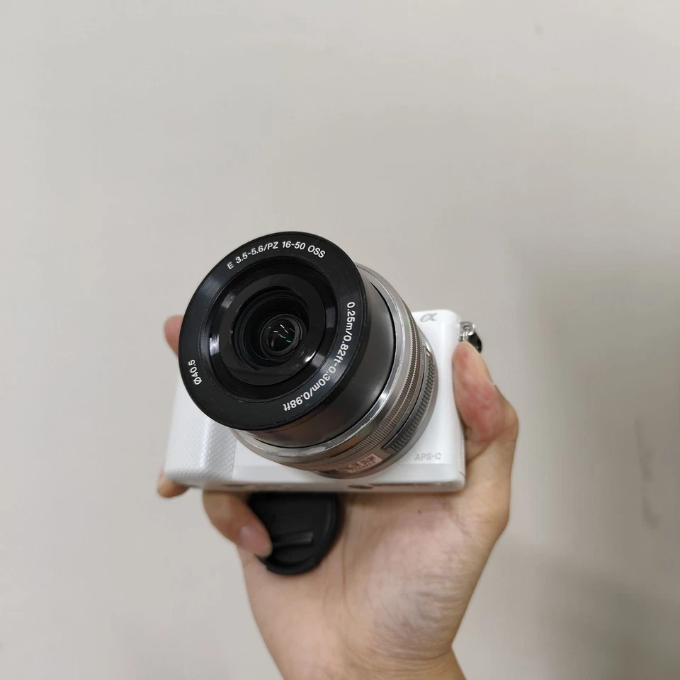 Sony Alpha a5000 ILCE-5000 Mirrorless Digital Camera w/ 16-50mm Lens - 90% New - Image 2 of 4