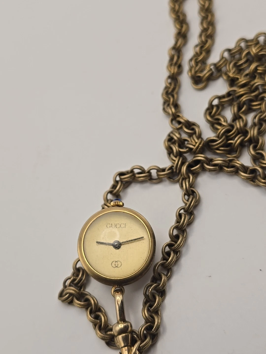 Rare Montre Vintage Gucci GG Logo Pendentif Or 28