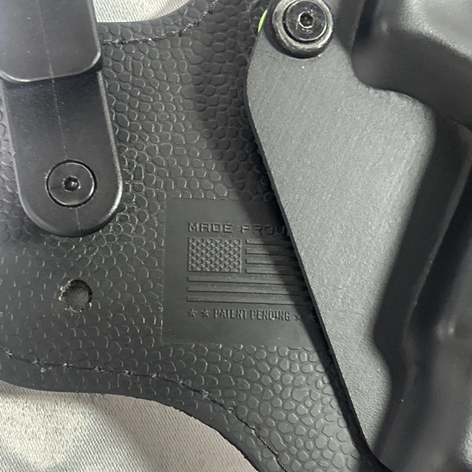 Alien Gear Cloak Tuck IWB Holster - Right Hip - For Glocks - Image 2 of 4