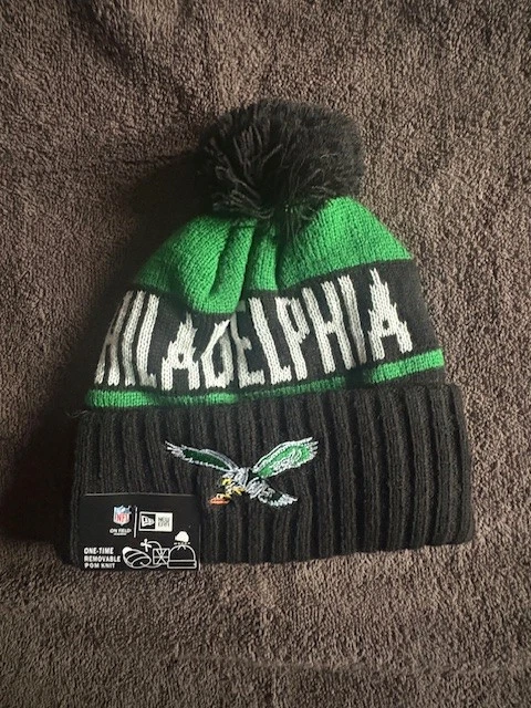 Philadelphia Eagles NFL Bobble Hat Multicoloured. New With Tag Still On