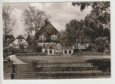 Postcard Bad Driburg-Neuenheerse, old cemetery with monument old!!