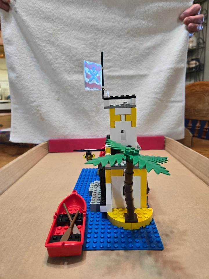 LEGO 6263 Imperial Outpost - 100% w/box & manual - Image 4 of 4