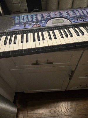 Casio CTK-451 61-Key Electronic Keyboard Built-In Speakers MIDI LCD 100 Rhythms