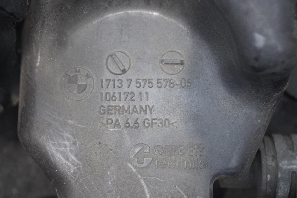 Coolant Recovery Expansion Tank 17137575578 BMW 650i F12 2012-19 550i 750i X5 X6 - Image 4 of 4