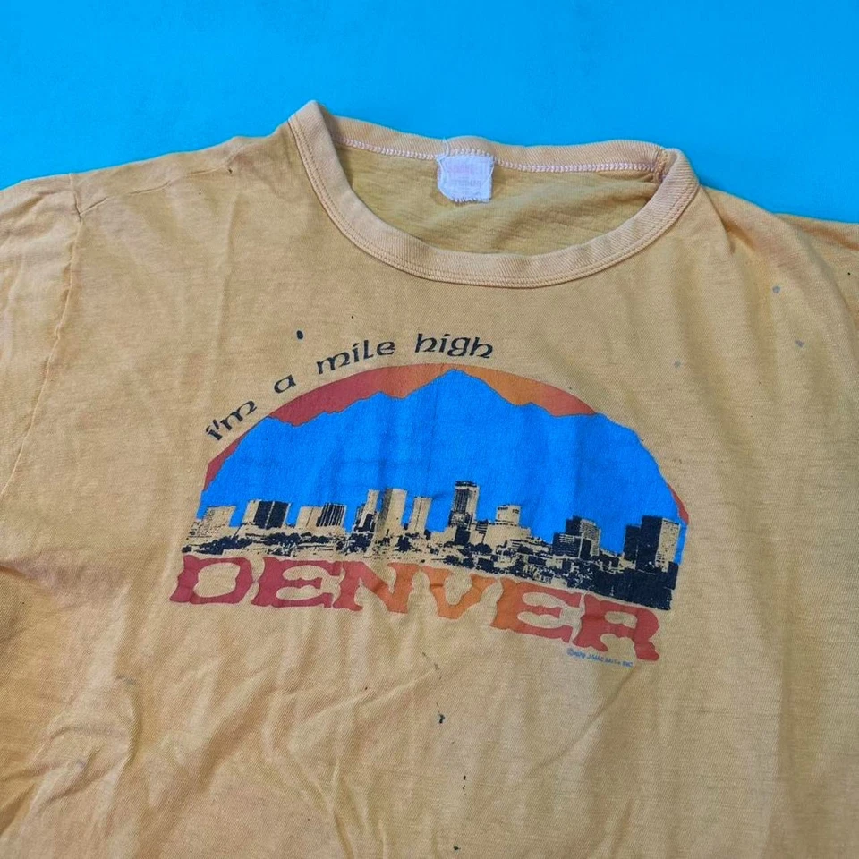 Camiseta vintage 1979 Denver milha alta gráfica ponto único vintage anos 70 colorado - Imagem 2 de 4