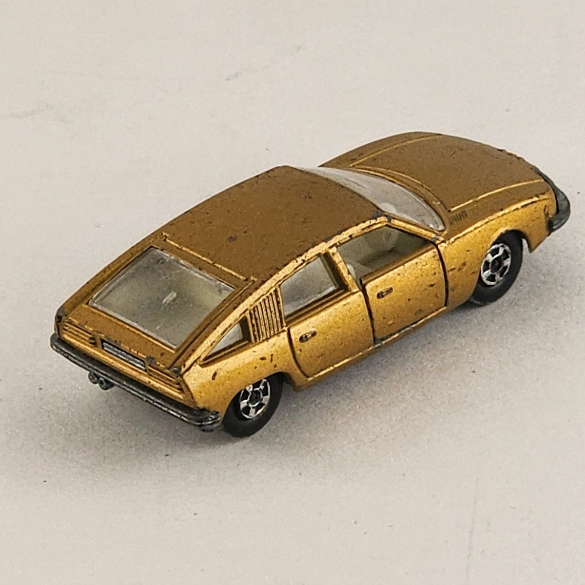 Matchbox Lesney Superfast 56 CAR BMC 1800 Pininfarina Gold 1969