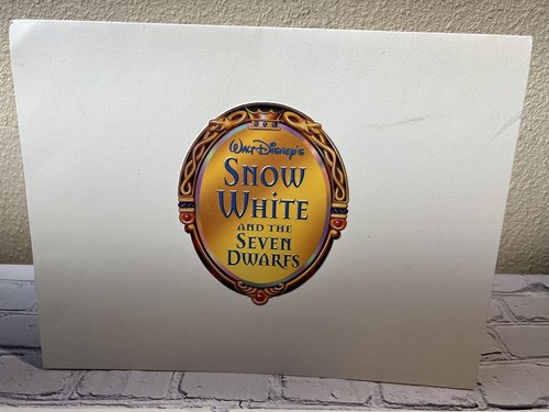 Snow White and the Seven Dwarfs Exclusive Walt Disney Lithograph Portfolio 2001 - Picture 8 of 12