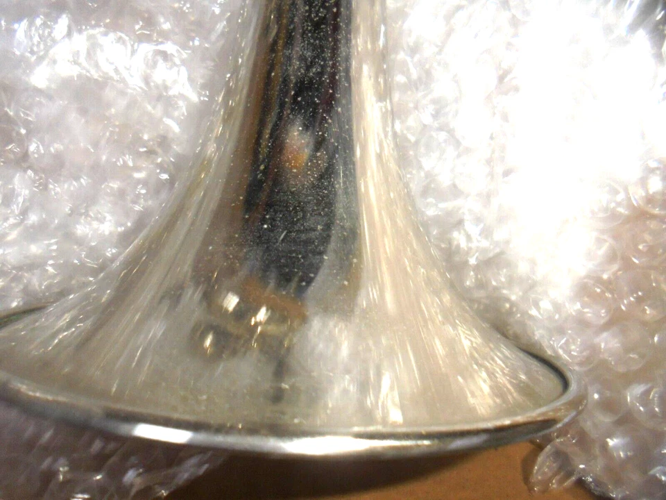 TROMPETA YAMAHA YTR-136 (COLOR PLATA) Foto 4 de 4