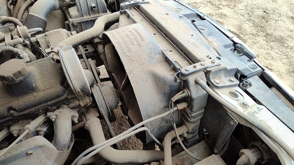 1991 年沃尔沃 740 散热器冷却风扇罩 Oem 塑料外壳 B230f — 第 2/4 张图片