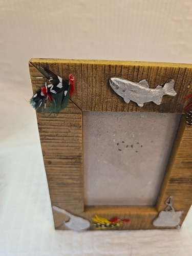 Fly Fishing Picture Frame With Real Fishing Flys - Midwest Of Cannon Falls - Picture 2 of 8