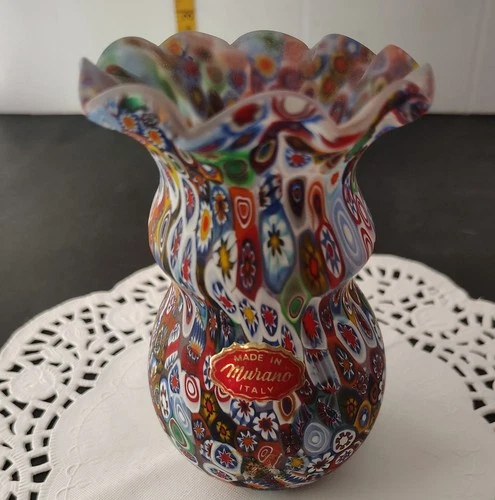 Murano Millefiori Bud Vase 5" Label Art Glass Italy, Ruffled top