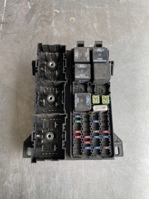 01 2001 Ford Taurus Interior Fuse Box Relay Junction Block Cabin yf1t14a067ag