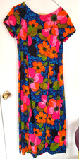 Vintage FLOWER POWER MOD Dress Made in HAWAII 32" Bust 50" LONG Fuchsia ORANGE