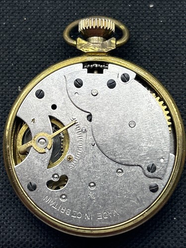 Vintage American Heritage? Railroad Train Pocket Watch Gt. Britain Parts Only - Picture 5 of 8