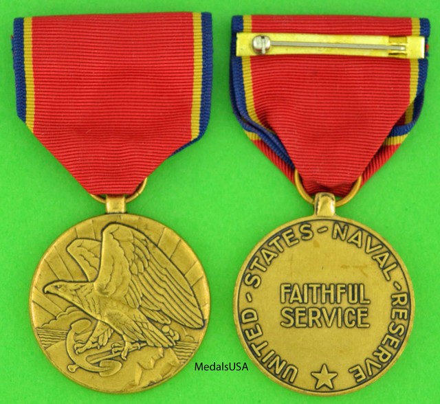 Navy Reserve 10 Year Medal Full size made in the USA USNR USM102M