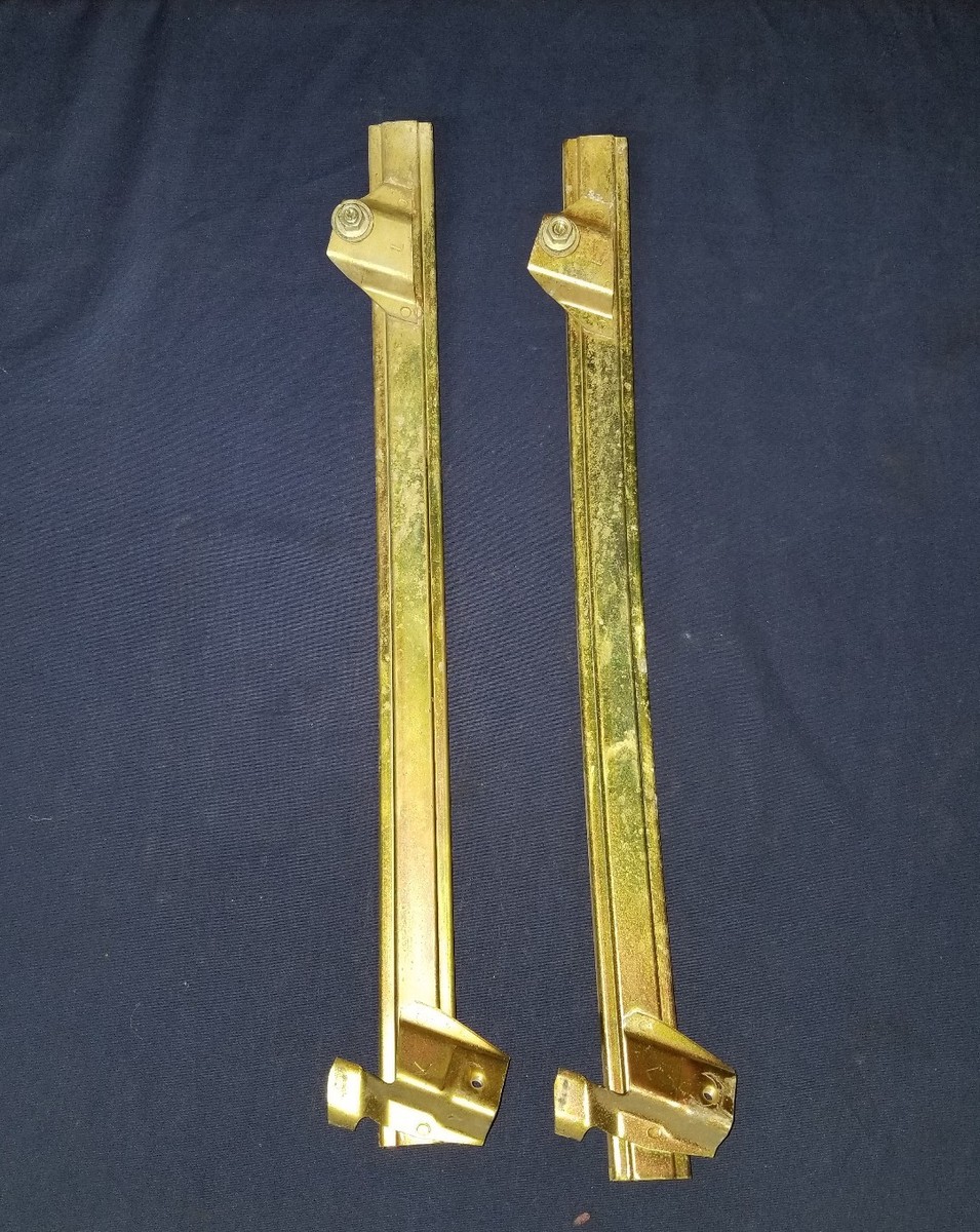 1984-89 Nissan 300ZX Z31 Left Driver Window Track Guide