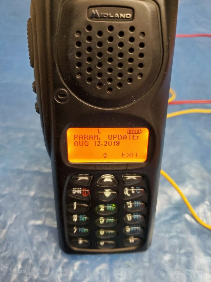 Midland STP-404A Syn-Tech III FPP UHF 5W Radio 380-470Mhz P25 Wildland Fire HAM - Image 2 of 4