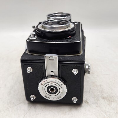 Vintage Yashica C 6x6 120 TLR Camera Copal-MX w/ Yashikor 80mm F3