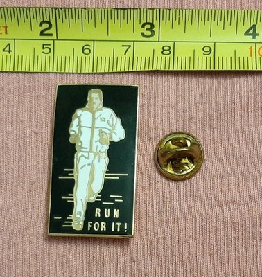 Vintage Run For It! Fitness Marathon Runner Athlete Jacket Lapel Pin