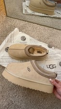 BRAND NEW UGG Women's Tazz Sand Size 7