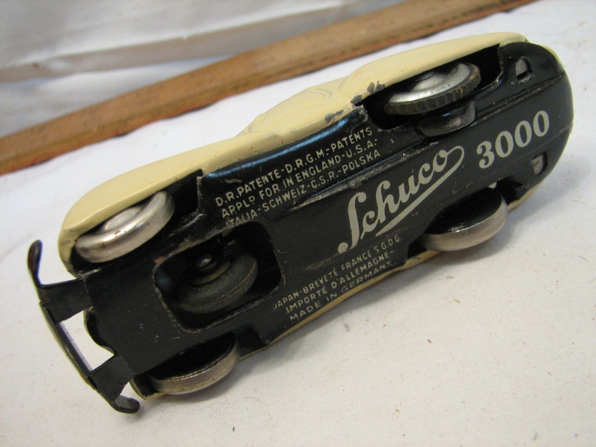 schuco Telesteering 3000 　3台まとめて 古いシュコー Schuco Telesteering Wind-Up Toy Car 3000 with Box Accessories 4
