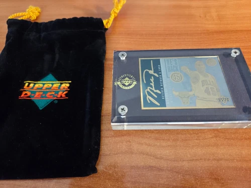 MICHAEL JORDAN UPPER DECK 24K Gold / Nickel-Silver CARD "HE'S BACK"  /2345