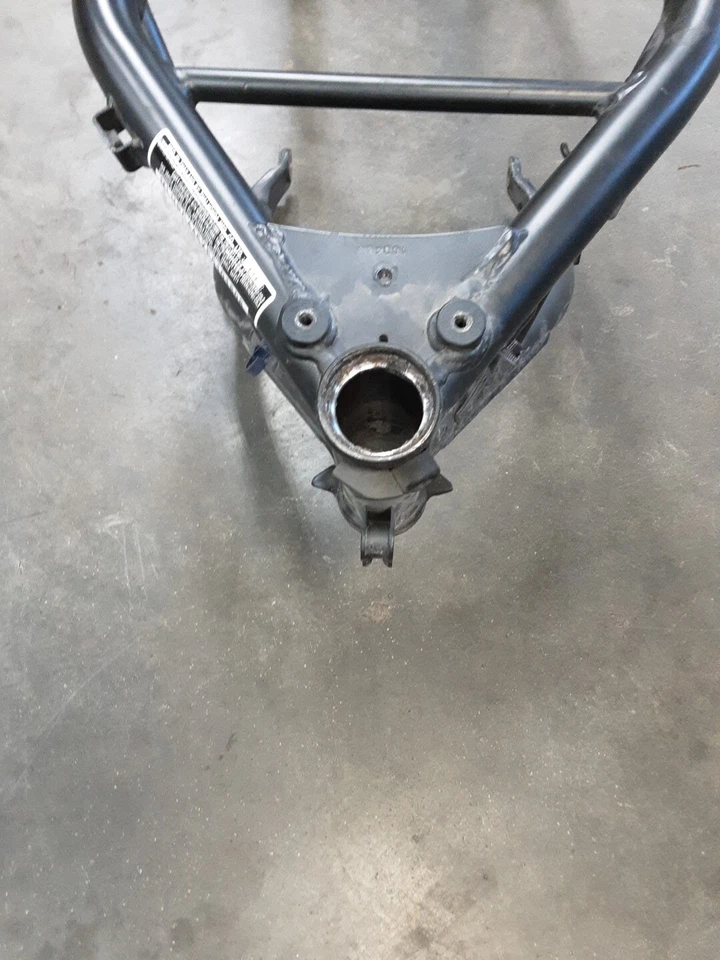 2014 14 13-15 Honda CBR500R CBR500 Main Frame Chassis Black *BOS ONLY*  - Image 4 of 4