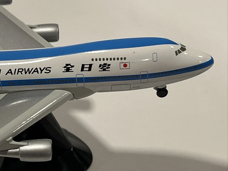 1:500 Herpa Special Edition ANA Nippon Airlines Airways Boeing 747 Scale Model - Image 4 of 4