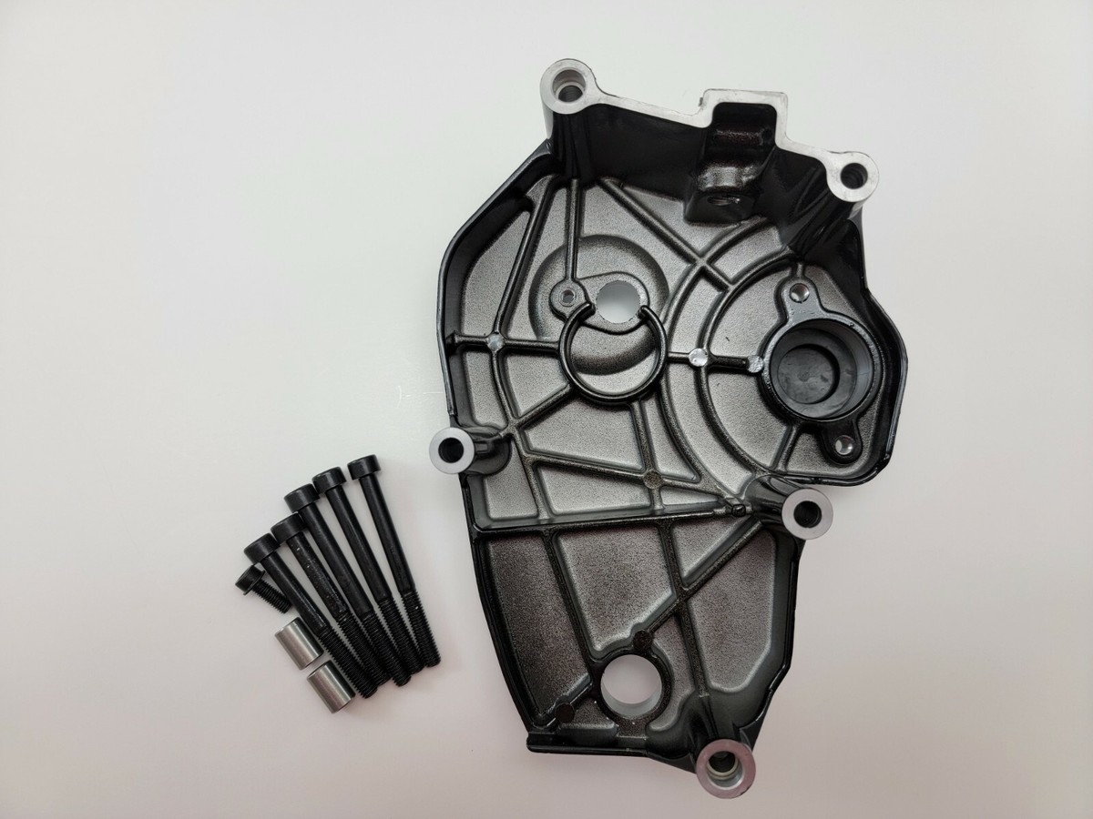 97-00 GSXR 600 & 96-99 GSXR 750 ENGINE SPROCKET COVER W BOLTS