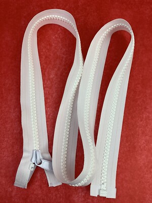 Paskal White Double Zipper 48'' Long Size: 9/10