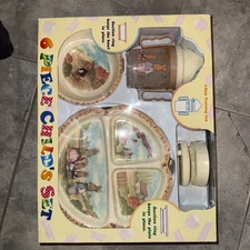 Pecoware Inc. Sweet Family 6 Piece Child’s Dish Set. Sweet Bunny Family nos