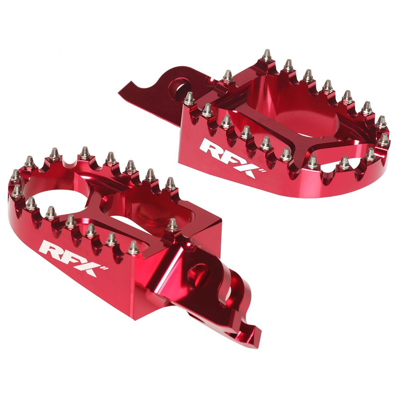 Semelles aluminium CNC RFX Pro rouges pour motos Gas Gas Beta Sherco