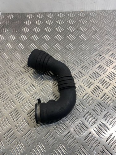 Audi A4 S4 B5 8D 1996 Diesel 66kW Ansaugrohr Ansaugschlauch Turbolader APL21005