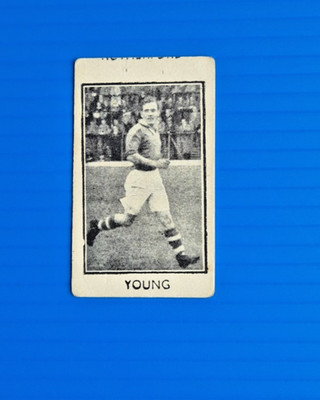 SPORTFOTOS - MASHERS FOOTBALL 1950 - #57 - J YOUNG - THIRD LANARK