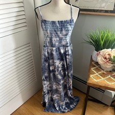 Old Navy Dress Womens Medium Tall Blue Tue Dye Smocked Maxi Boho Festival Beach