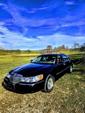 1999 Lincoln Town Car for Sale