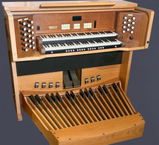 Rodgers Insignia 577 2-Manual Drawstop Organ with MIDI