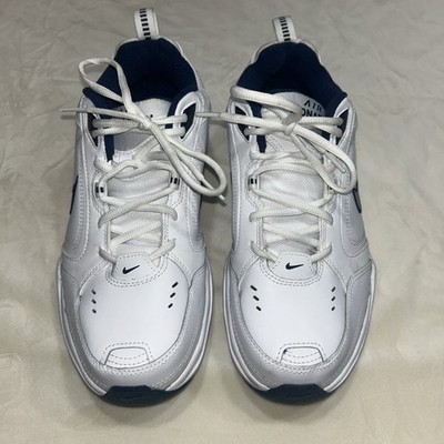 Nike Air Monarch IV Men's Low Top Lace-Up Sneaker White/Navy 4E 416355-102