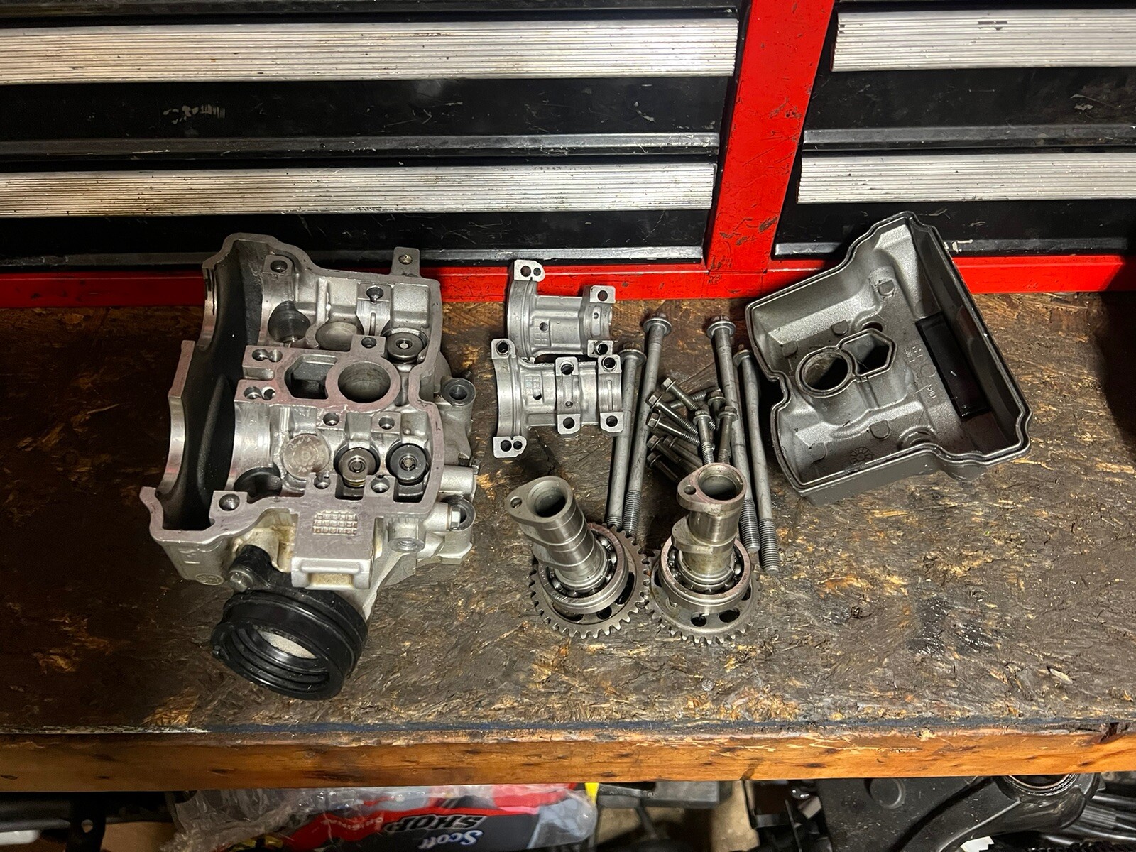 0104 YAMAHA WR250F YZ250F YZ 250F OEM ENGINE MOTOR CYLINDER HEAD