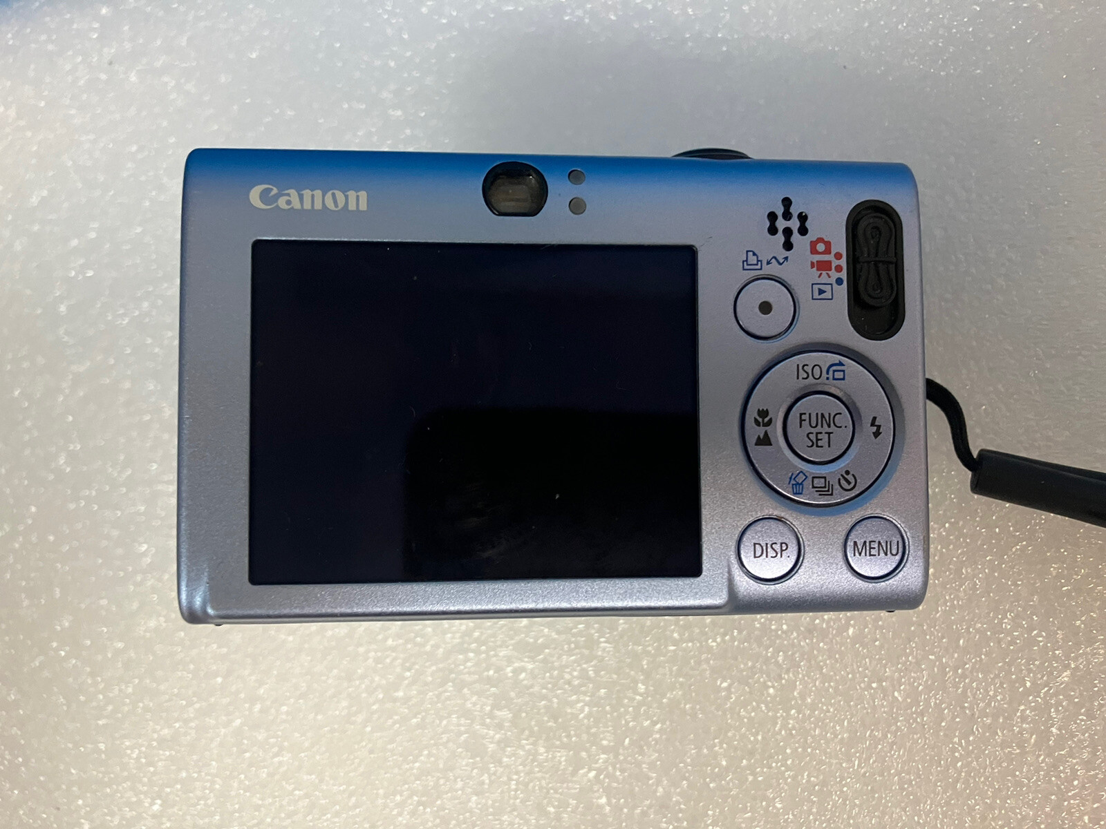  (As is) Canon PowerShot SD1100 IS 8MP Digital ELPH Camera ( LENS