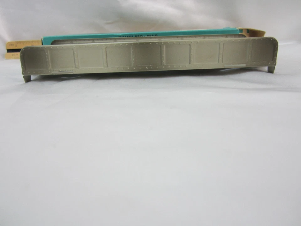 Marklin 7161 HO M Track Metal Plate Girder Bridge in Original Carton - Image 2 of 4