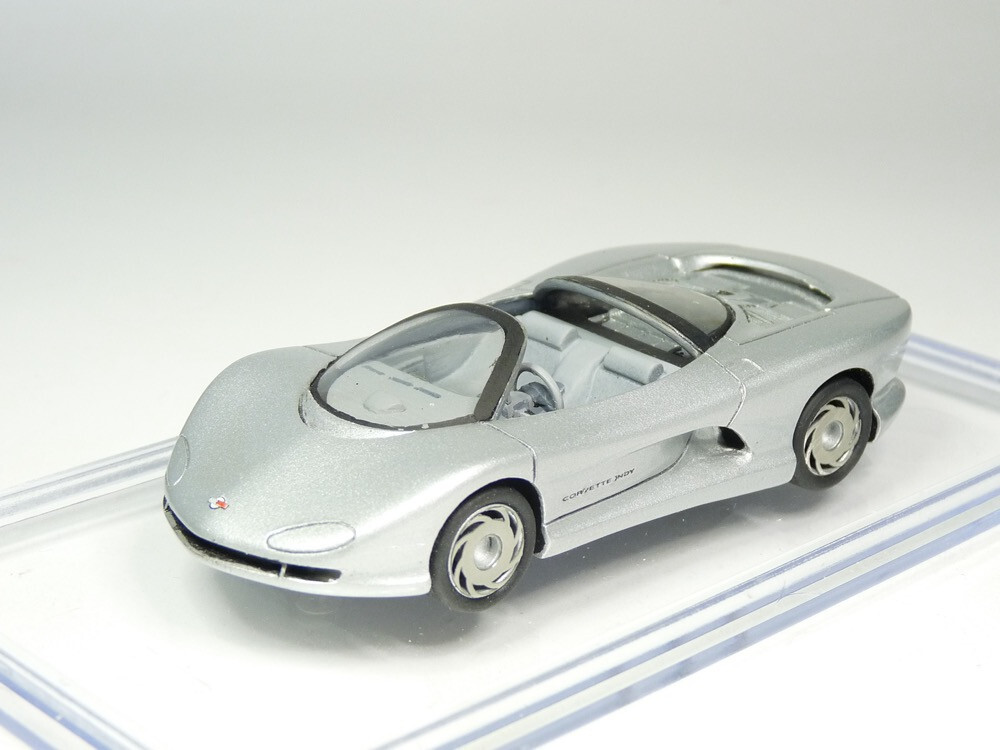 Miniature ALEZAN MODELS 1/43 – Chevrolet Corvette Indy Concept 1986 – Résine Grise