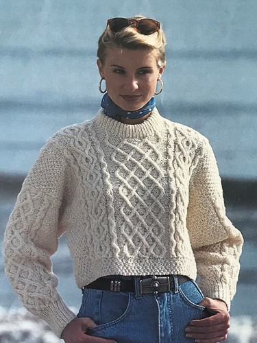 ✨ KNITTING PATTERN Ladies Aran Crop Top 