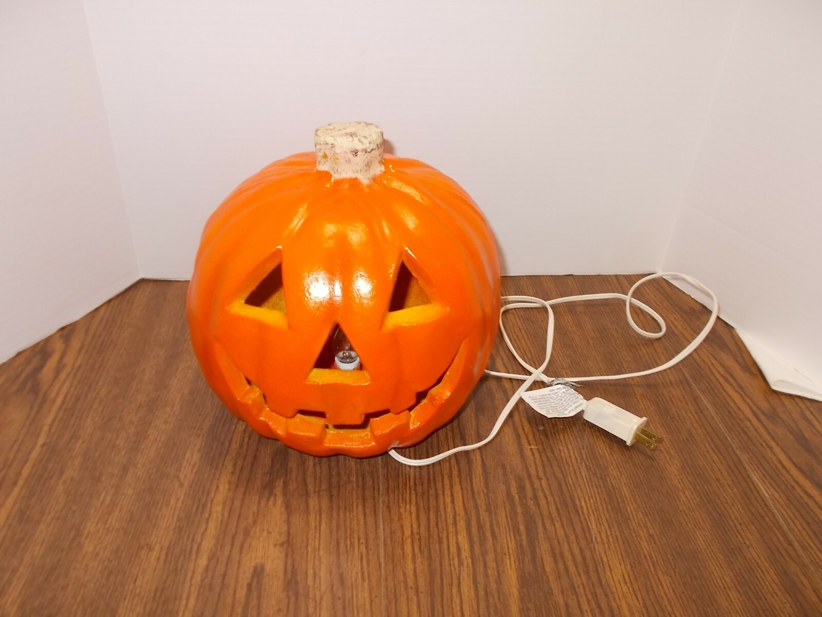 Vintage BLOW MOLD HALLOWEEN PUMPKIN  1998 Lighted-Paper magic Group