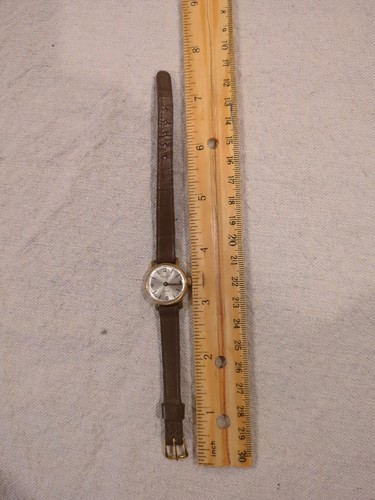 Vintage Kienzle 17 Jewels Hand Wound Swiss Made Women's Watch Leather Band Works - Picture 2 of 11