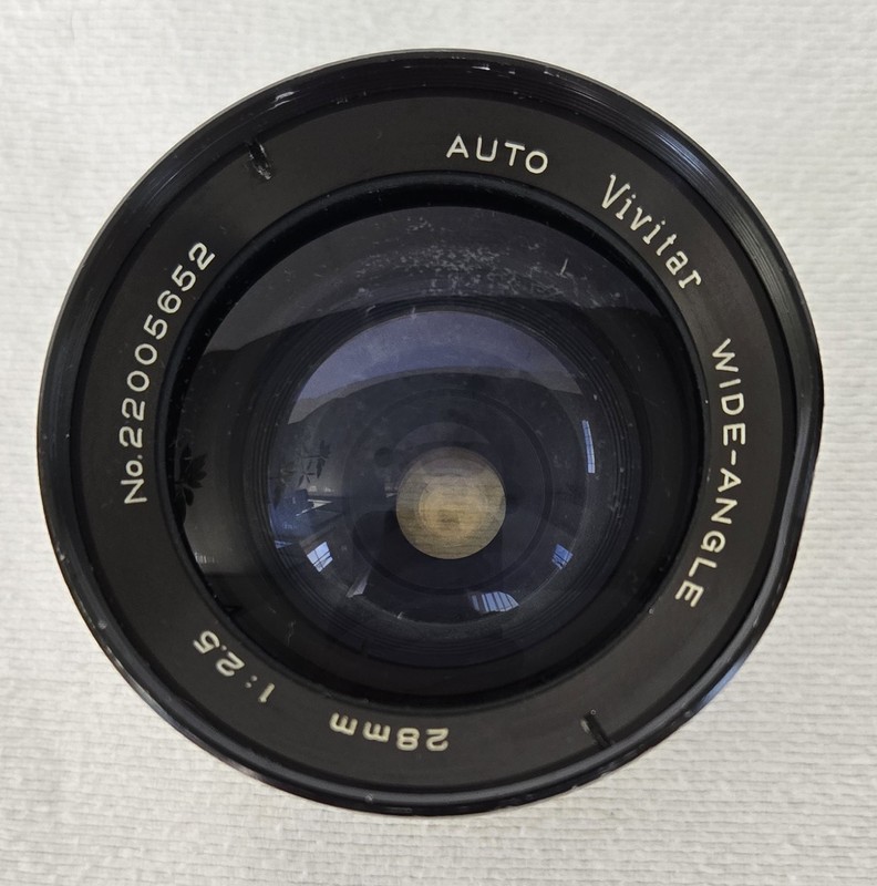 Vivitar Auto Wide Angle  28mm 1:2.5 Lens ~ Untested.