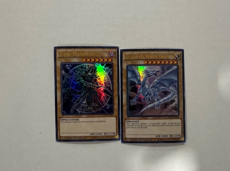 Yugioh Dark Magician + Blue-Eyes White Dragon MVP1 Ultra Rare Promo 2 Card Set
