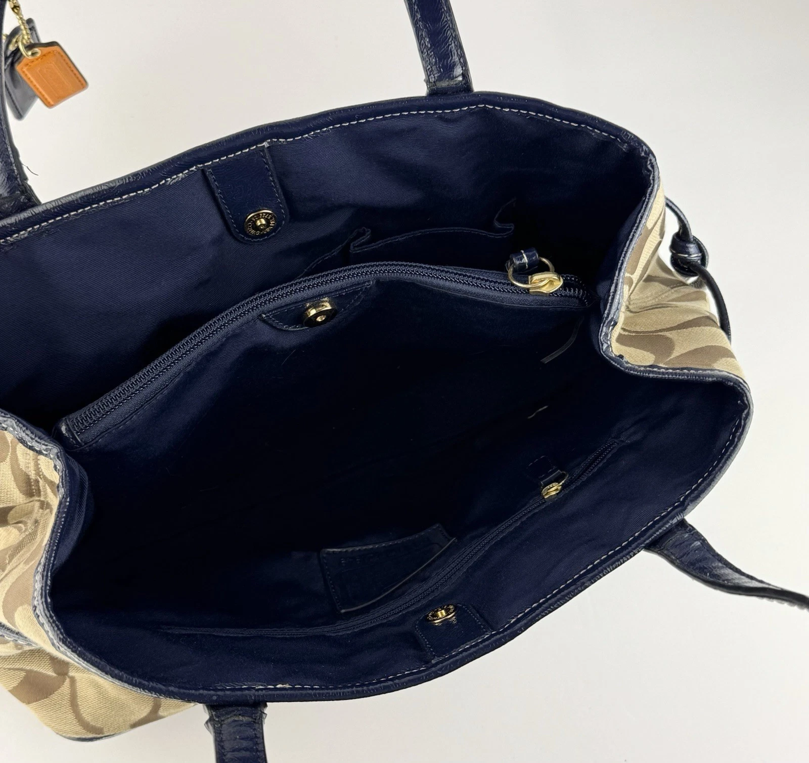 Coach Signature Stripe Carryall ottone cachi mogano F21949