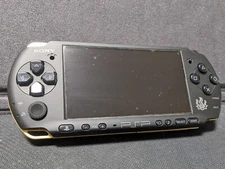 sony PSP 3000 console regionfree monsterhunter 3rd limited edision mint 38