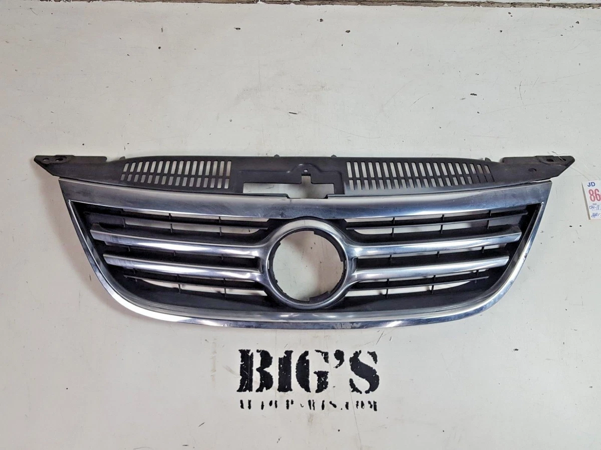 2009 2010 2011 VOLKSWAGEN TIGUAN UPPER GRILLE 5N0 853 653 A CHROME/BLACK 864677
